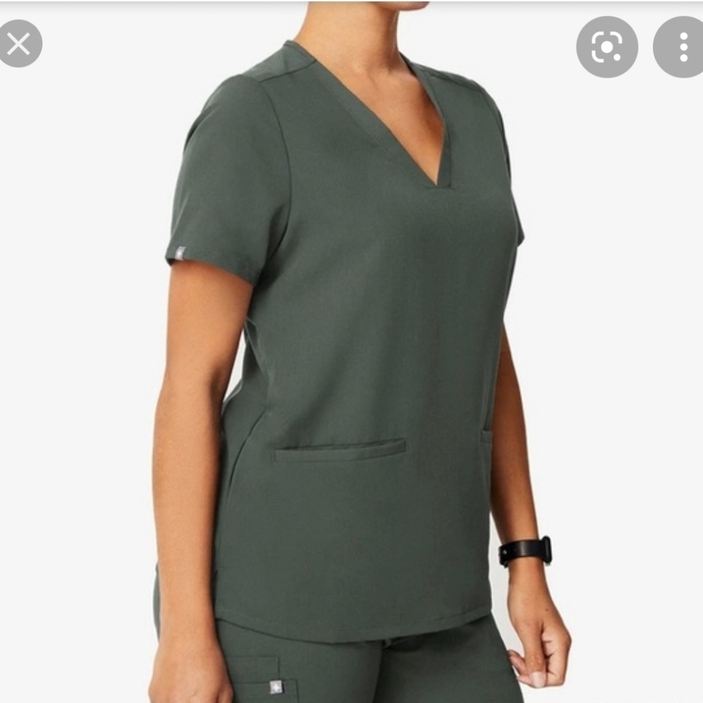 Figs Moss Green Casma Scrub Top